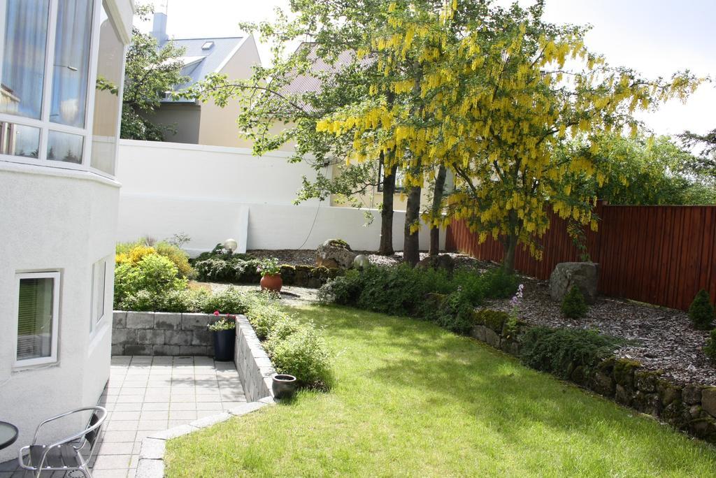 Baldursbra Guesthouse Tjarnargata Reykjavik Bagian luar foto